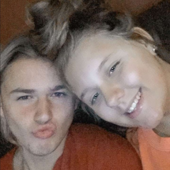 Meet your Posher, Malachi - Picture 2 of 2